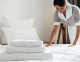 The Impact of Clean Hotel Linens on Guest Satisfaction